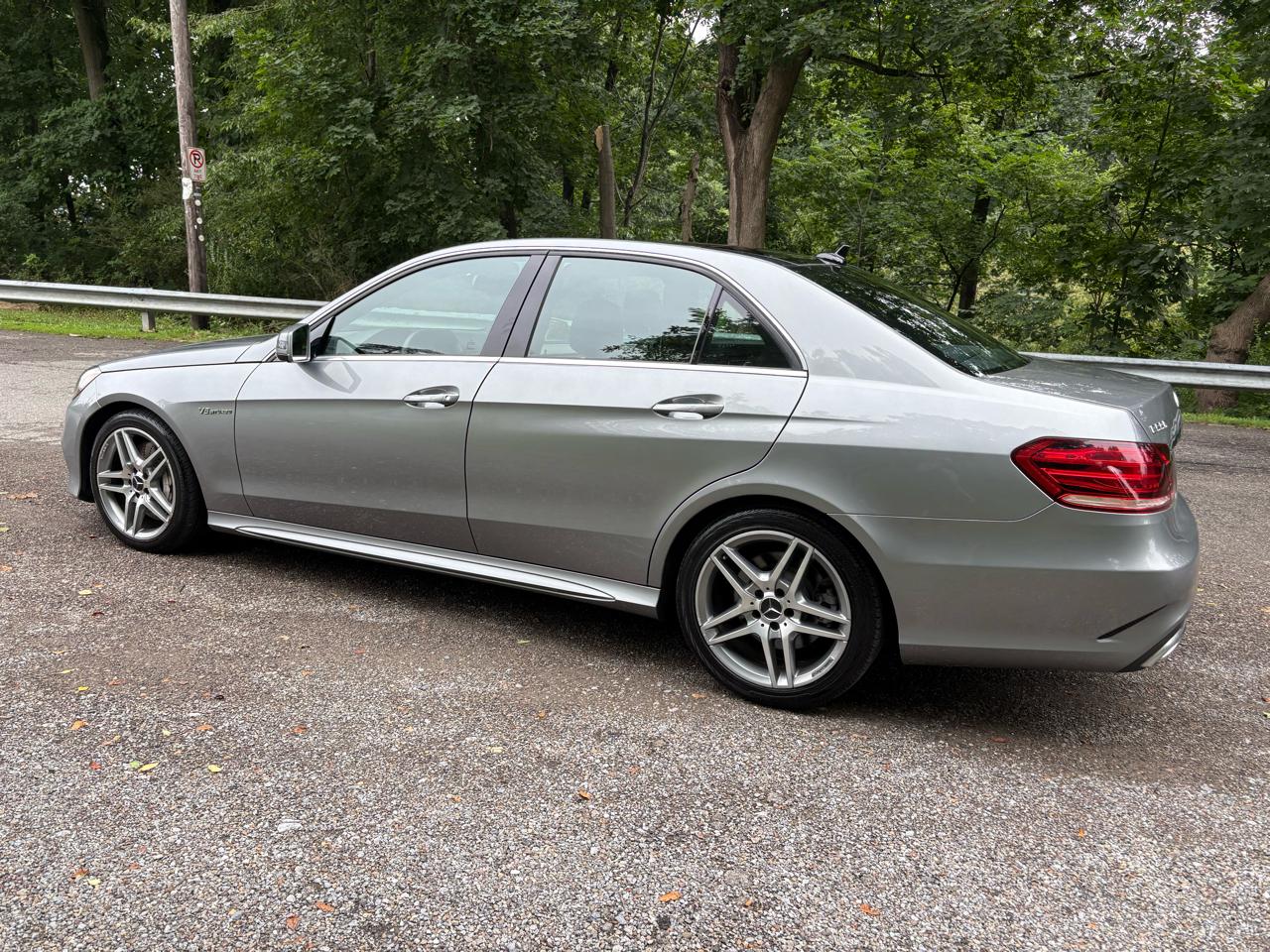 Mercedes-Benz E-Class E550 Sedan 4MATIC 2014