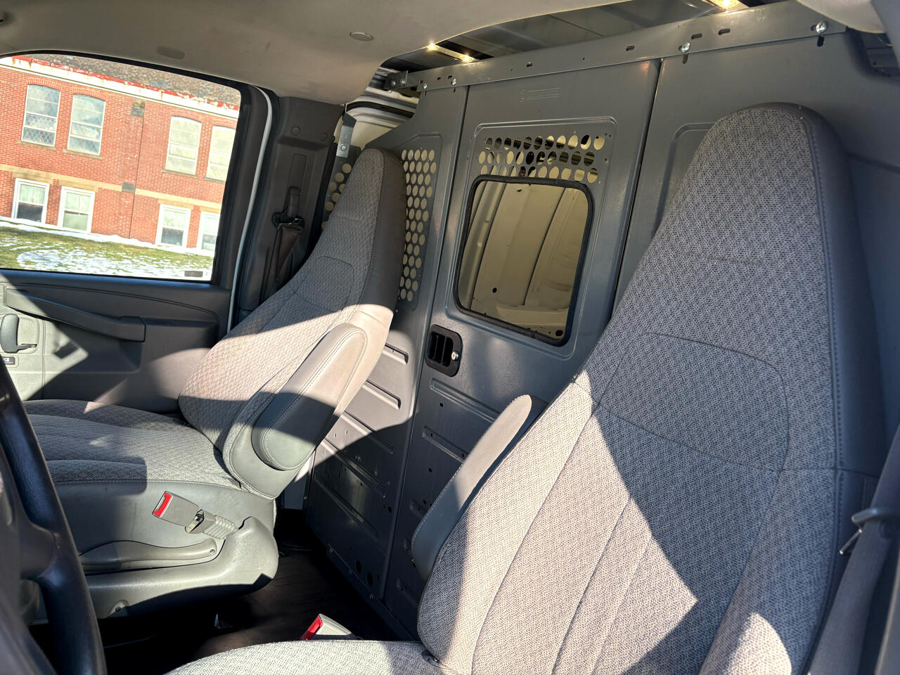 GMC Savana G2500 Extended Cargo 2019