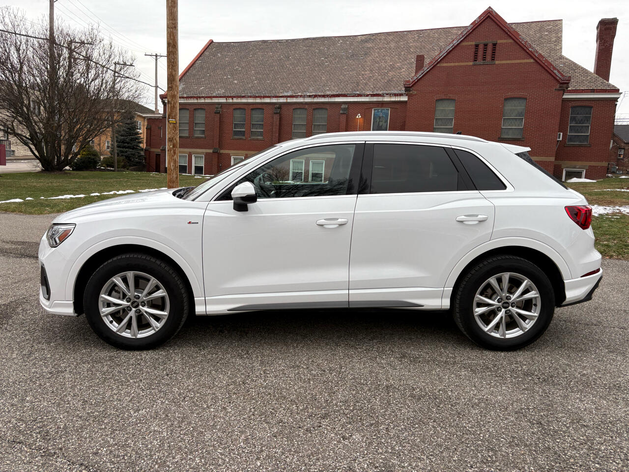 Audi Q3 S line Premium quattro 2025