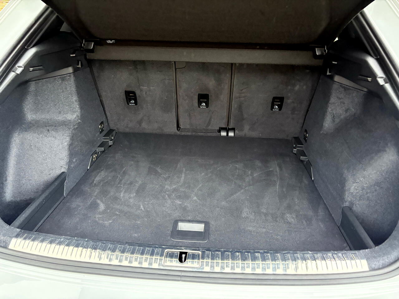 Audi Q3 S line Premium quattro 2025