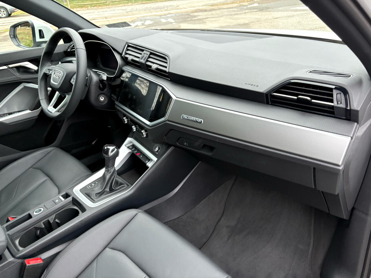 Audi Q3 S line Premium quattro 2025