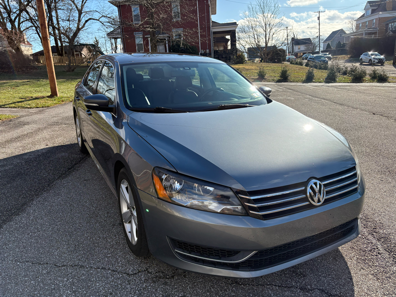 Volkswagen Passat 2.5L SE AT 2013