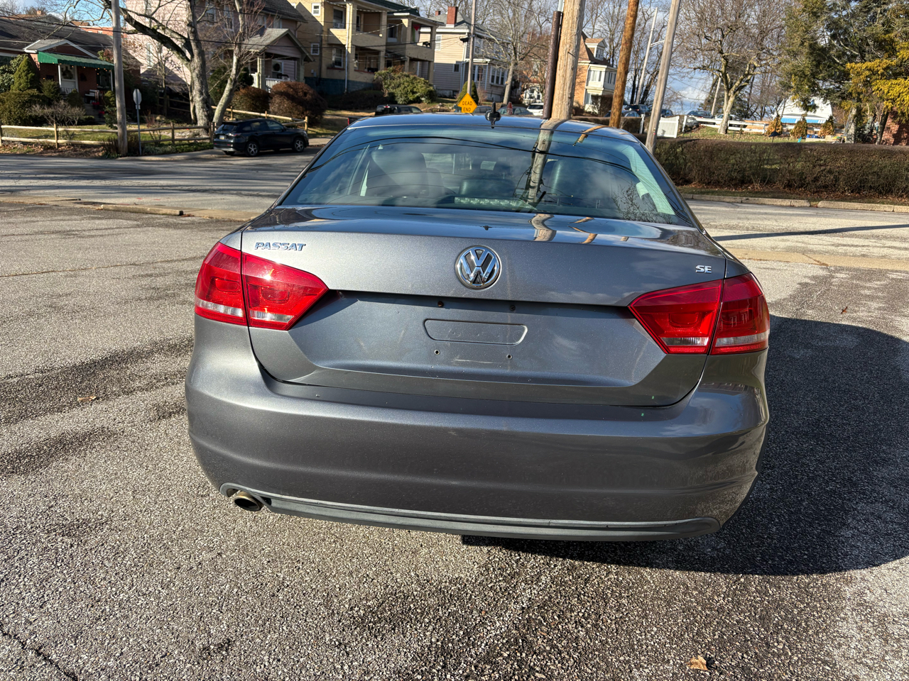 Volkswagen Passat 2.5L SE AT 2013