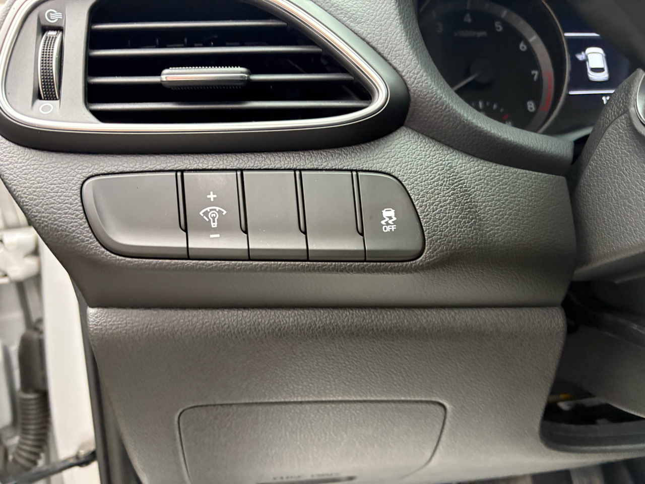 Hyundai Elantra GT 2.0L 6M 2018