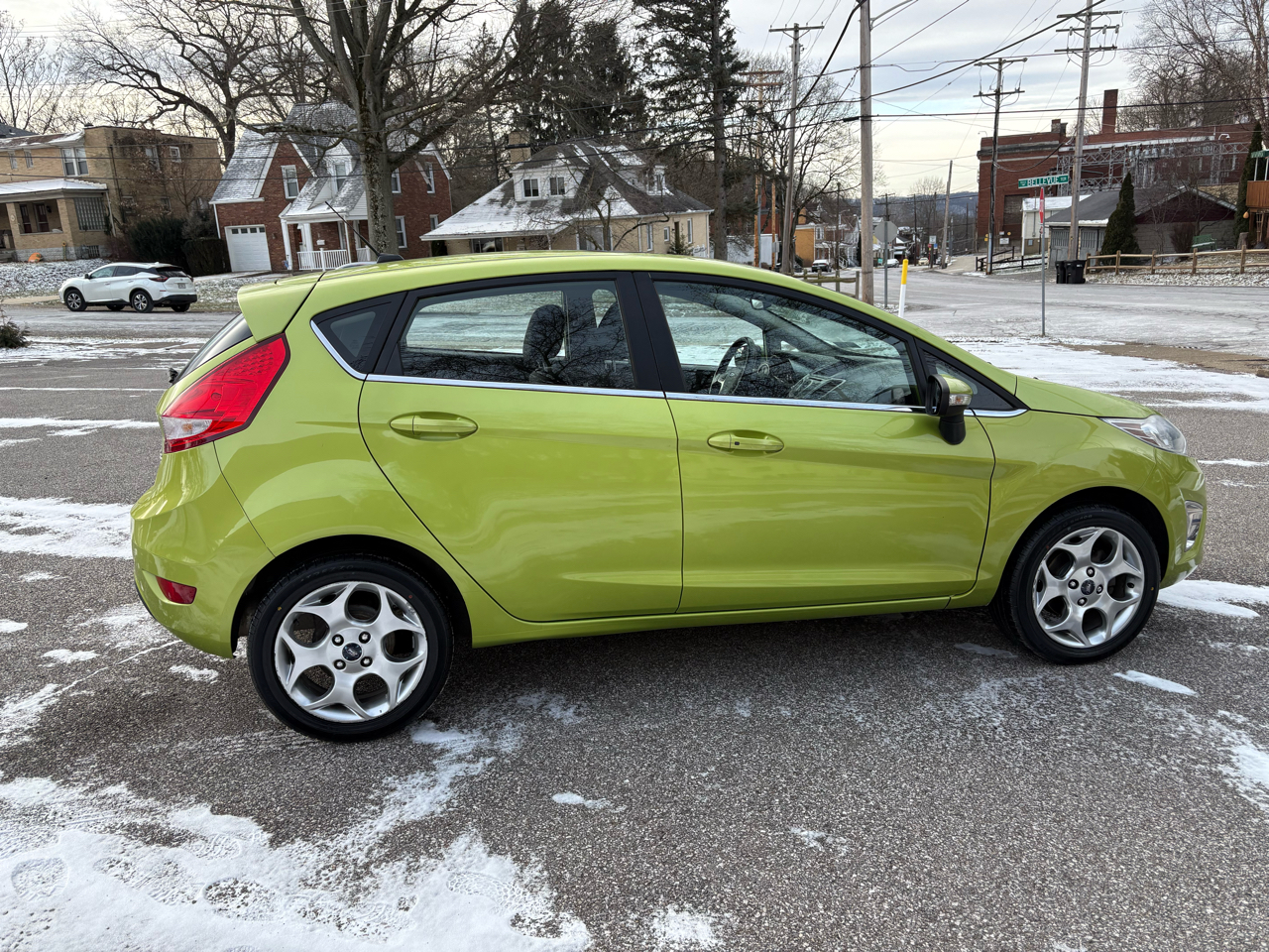 Ford Fiesta SES Hatchback 2011