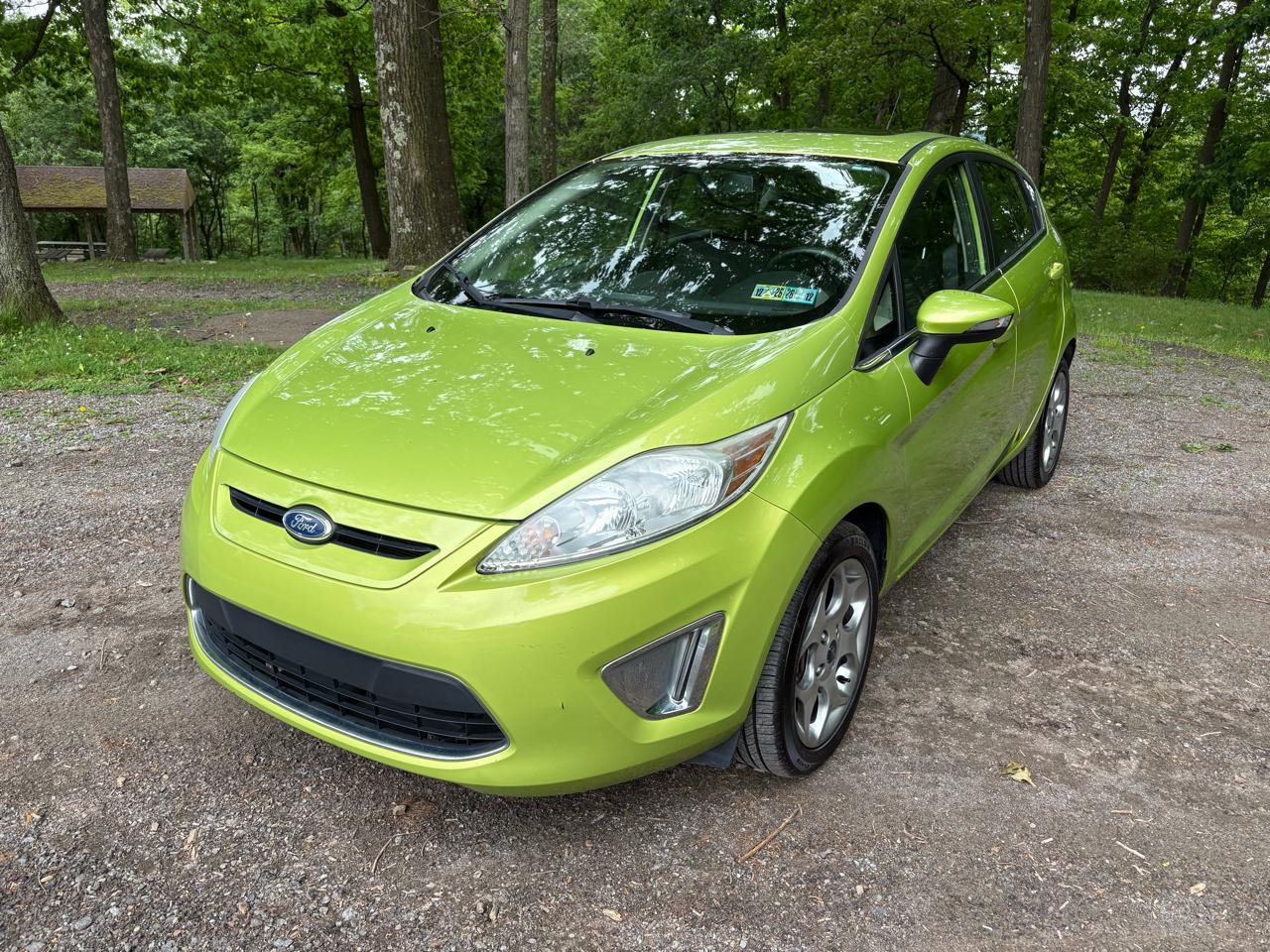 2011 Ford Fiesta SES Hatchback