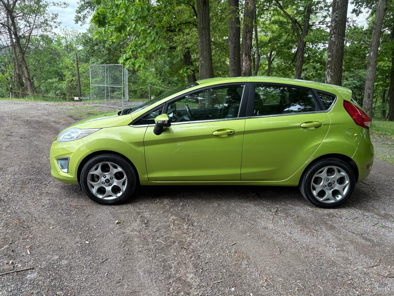 Ford Fiesta SES Hatchback 2011