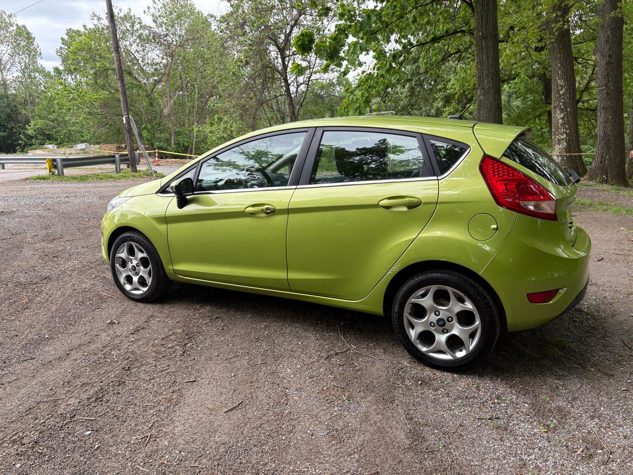 Ford Fiesta SES Hatchback 2011