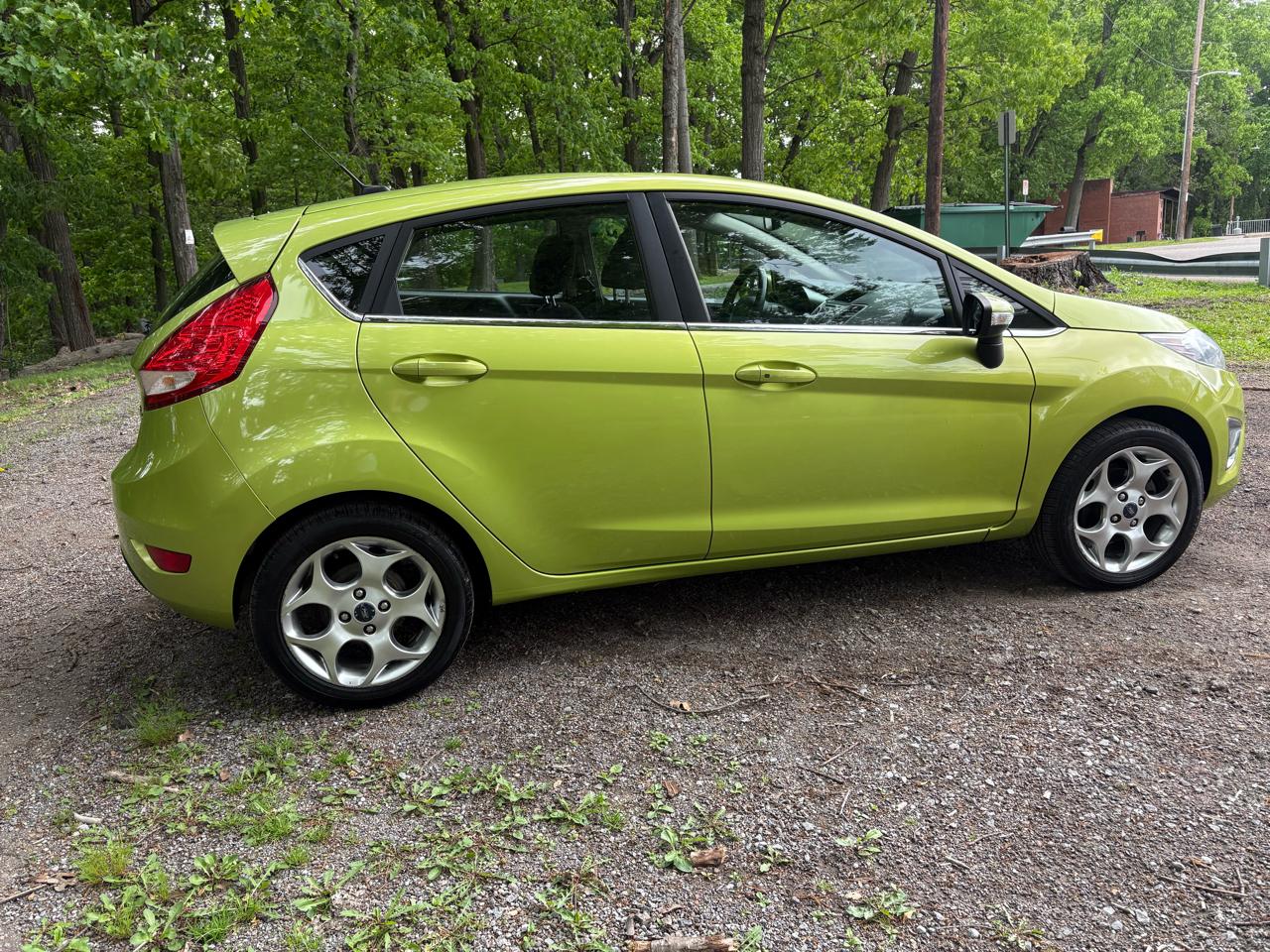 Ford Fiesta SES Hatchback 2011