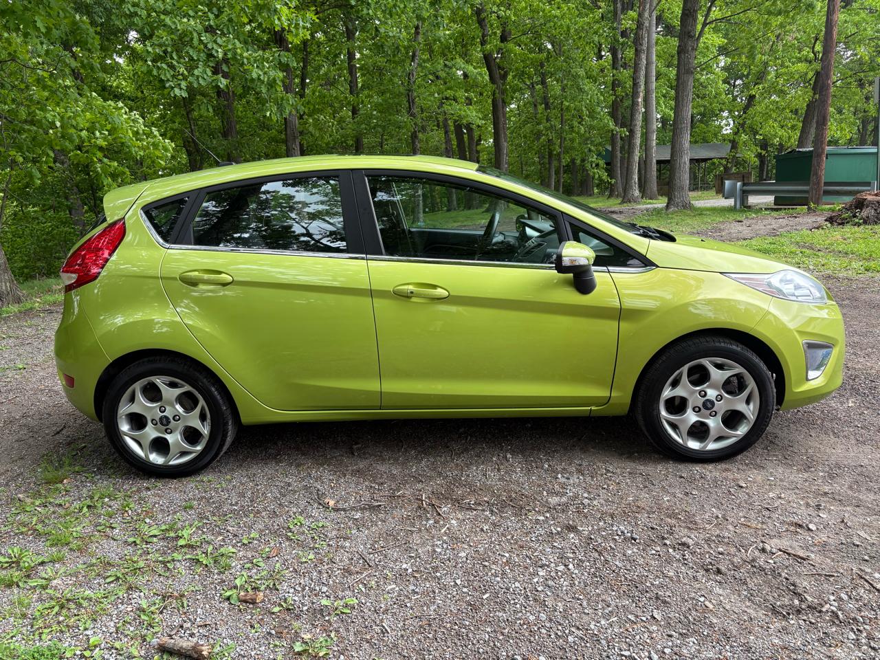 Ford Fiesta SES Hatchback 2011