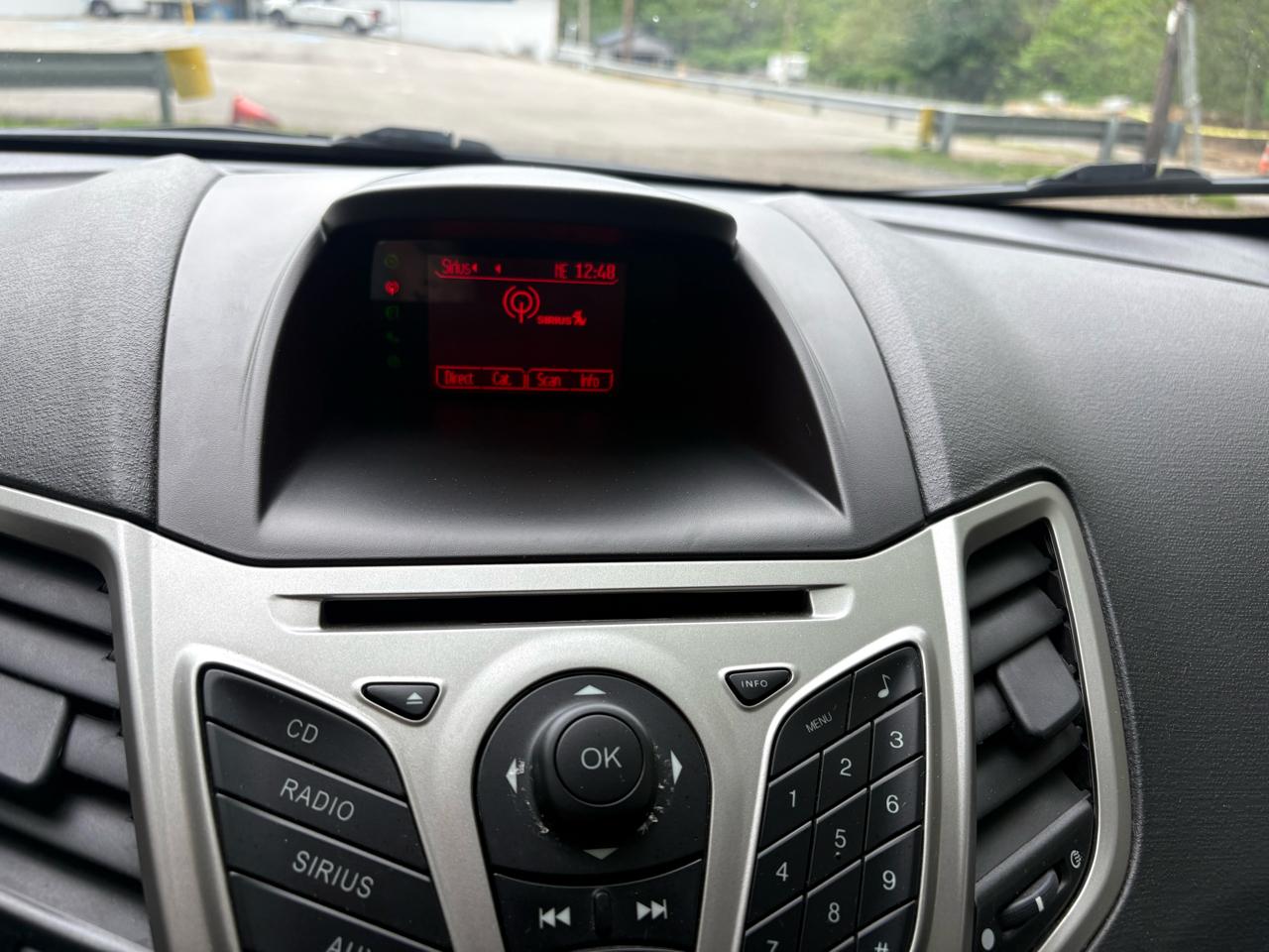 Ford Fiesta SES Hatchback 2011