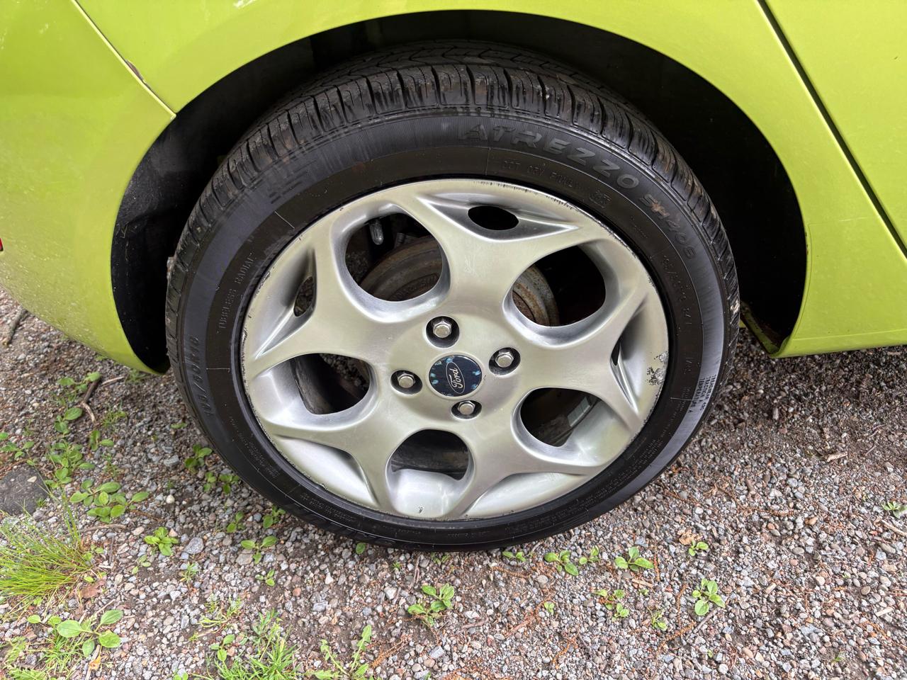 Ford Fiesta SES Hatchback 2011