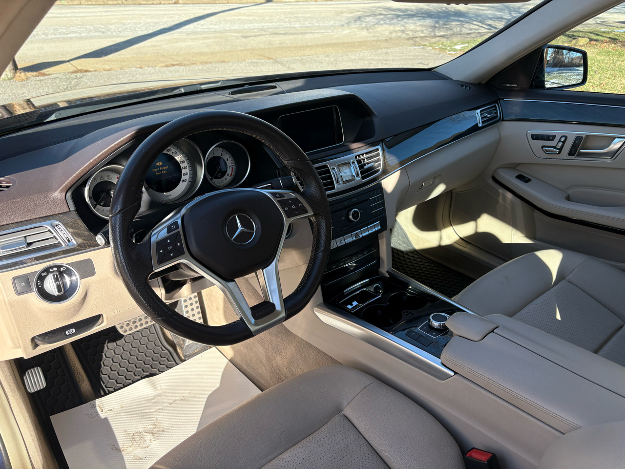 Mercedes-Benz E-Class E350 Sport 4MATIC Sedan 2016