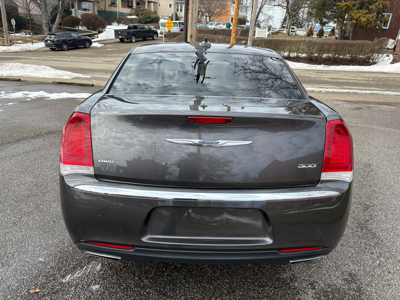 Chrysler 300 Limited AWD 2016