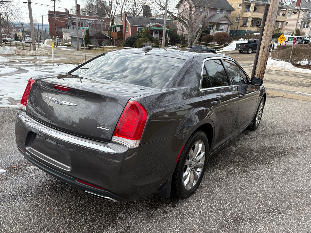 Chrysler 300 Limited AWD 2016