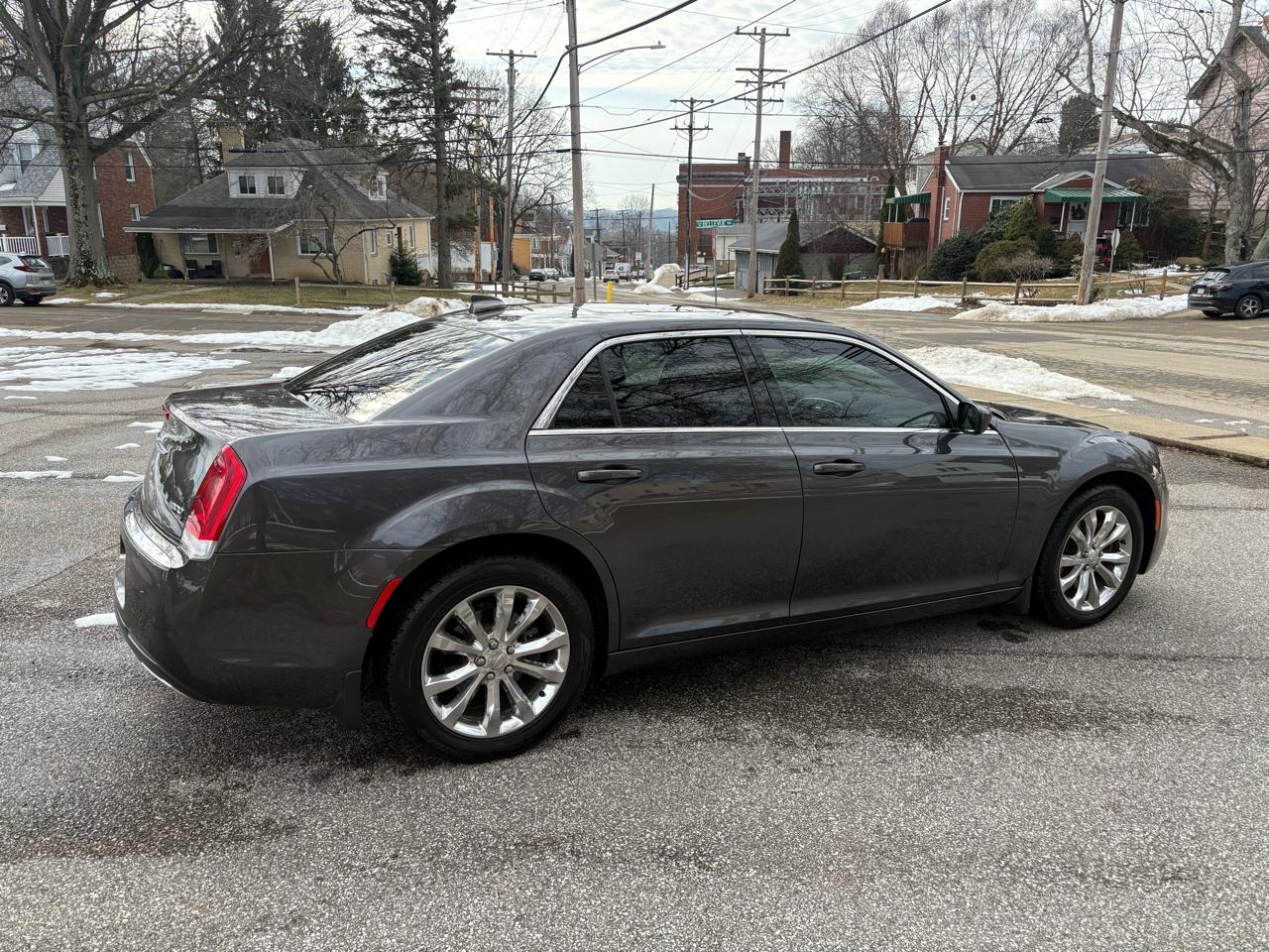 Chrysler 300 Limited AWD 2016