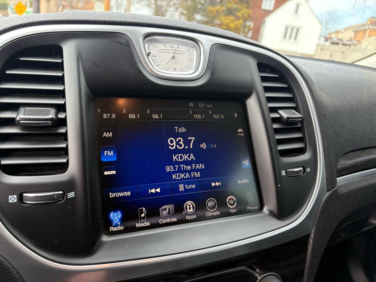 Chrysler 300 Limited AWD 2016