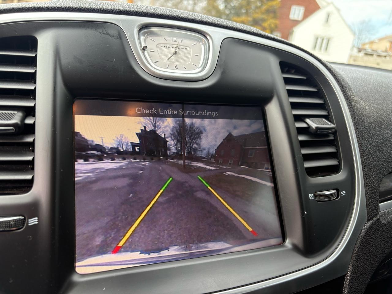 Chrysler 300 Limited AWD 2016