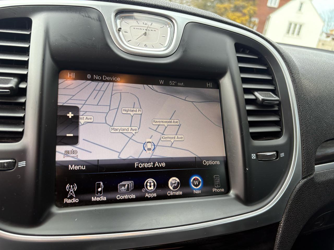 Chrysler 300 Limited AWD 2016