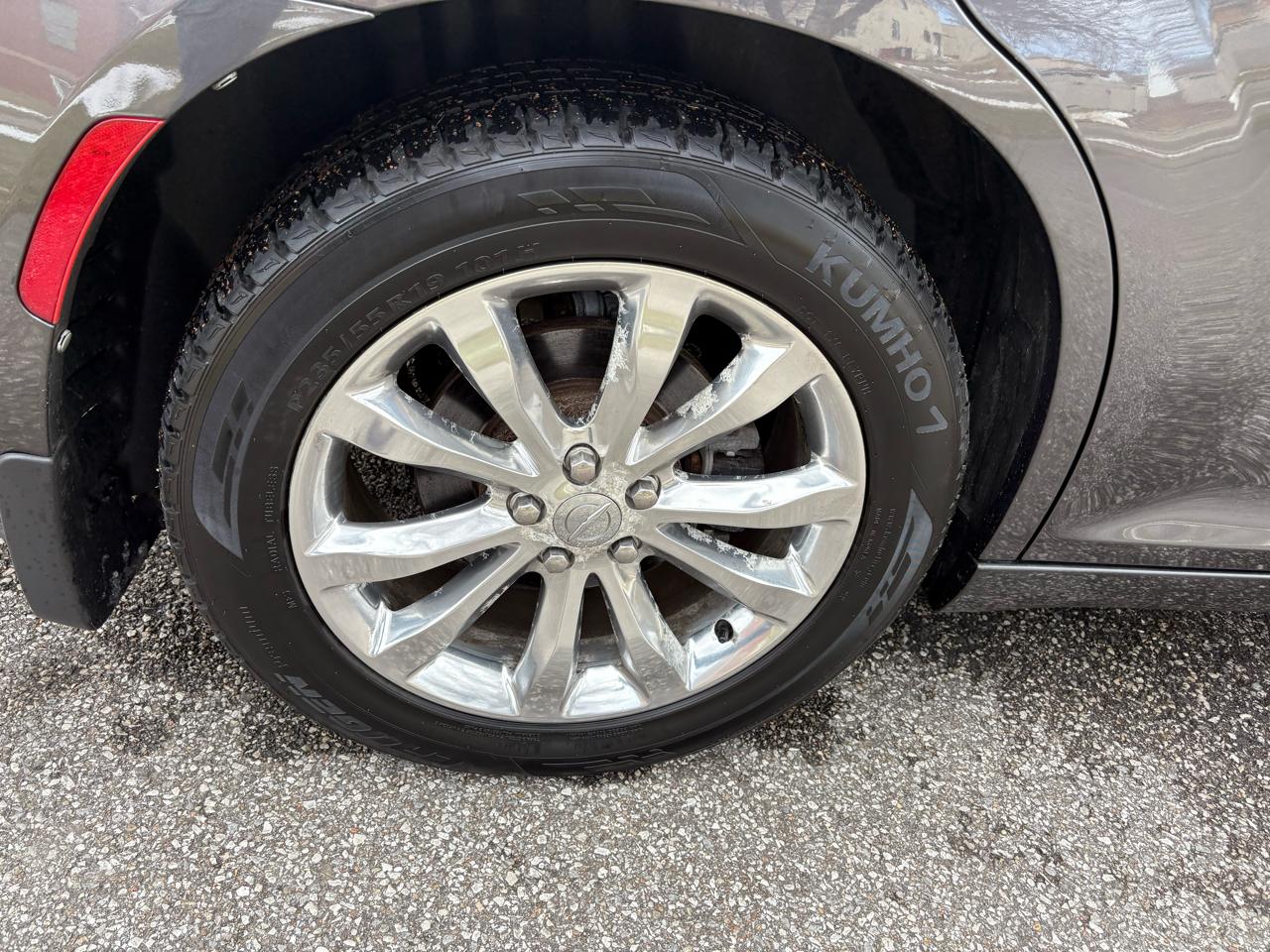 Chrysler 300 Limited AWD 2016