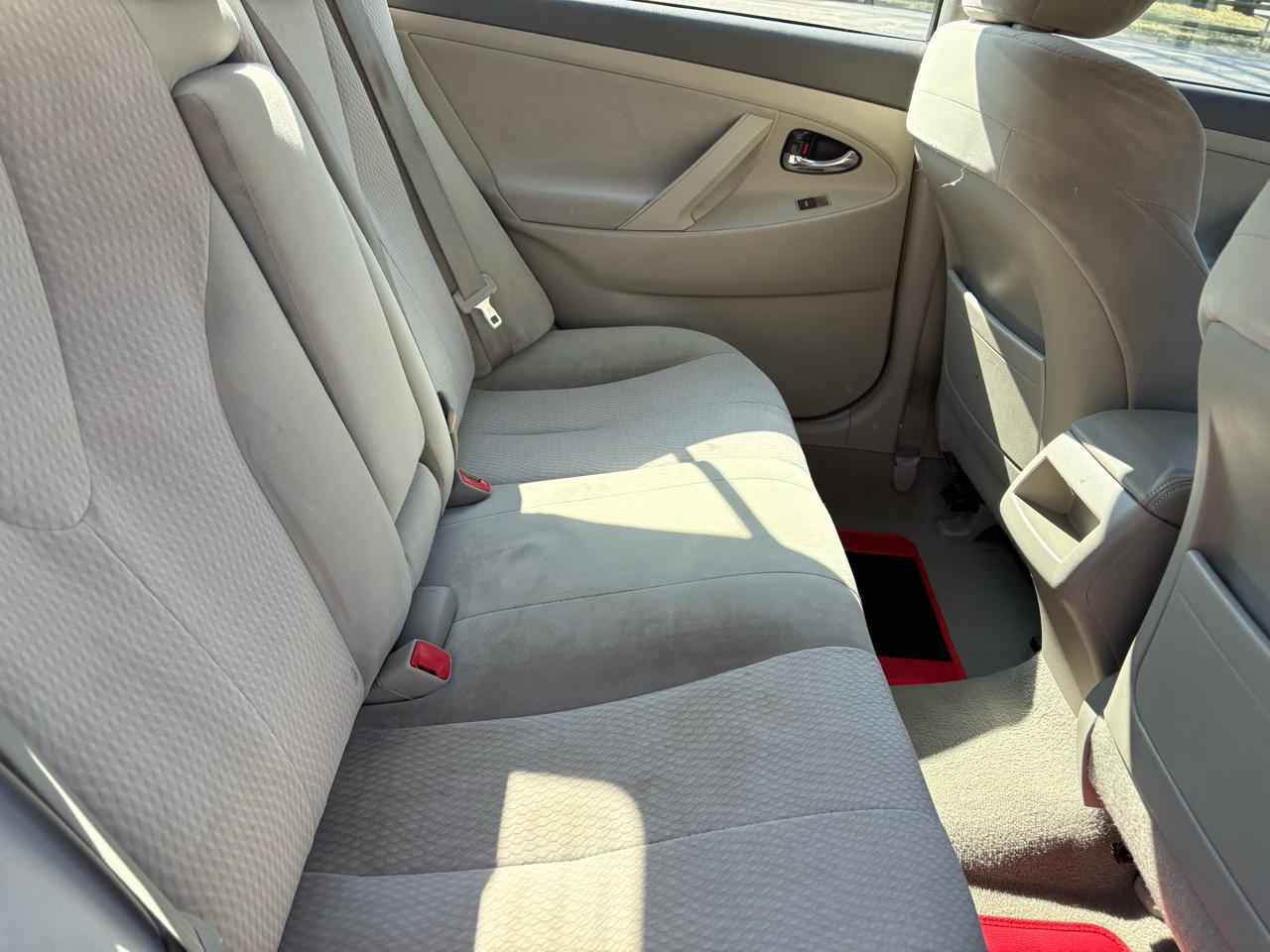 Toyota Camry Base 6-Spd AT 2011