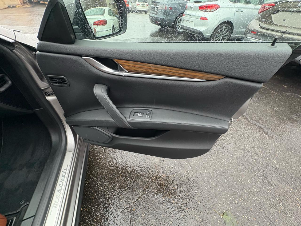 Maserati Ghibli 4dr Sdn S Q4 2015