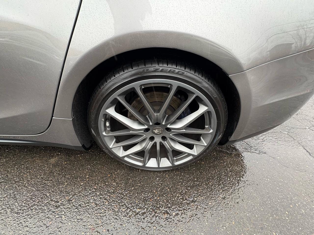 Maserati Ghibli 4dr Sdn S Q4 2015