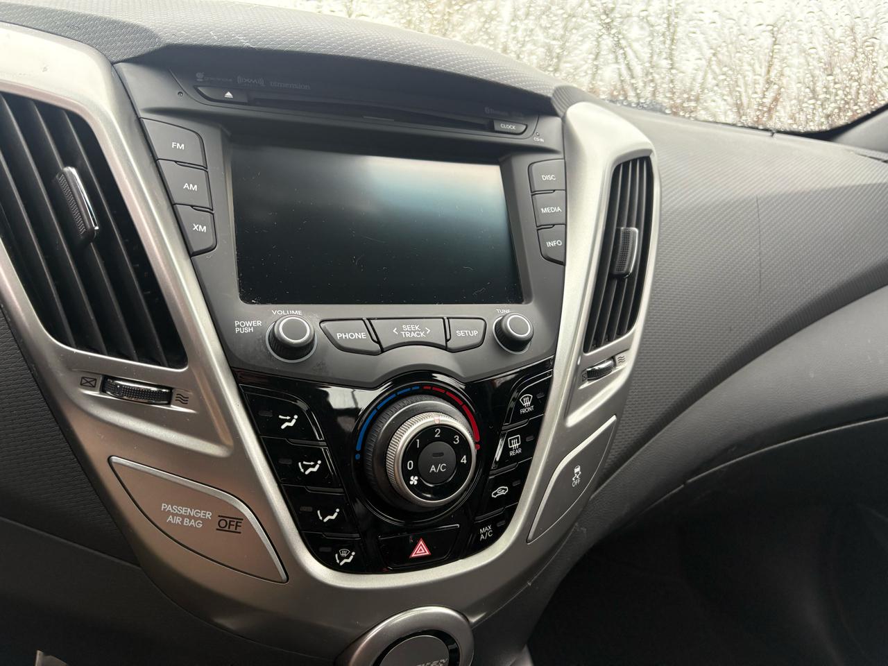 Hyundai Veloster Base 2016