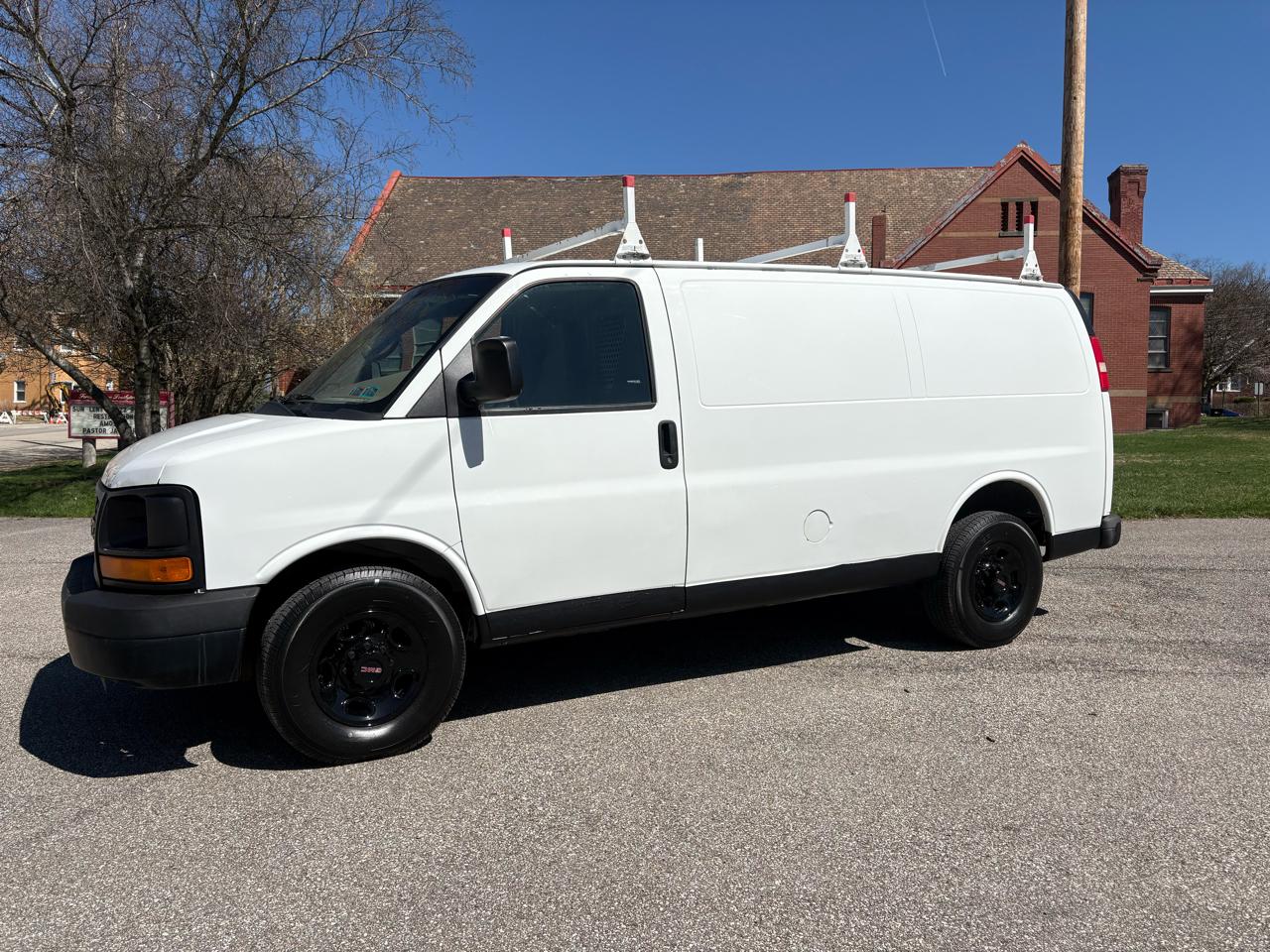 GMC Savana G2500 Cargo 2014