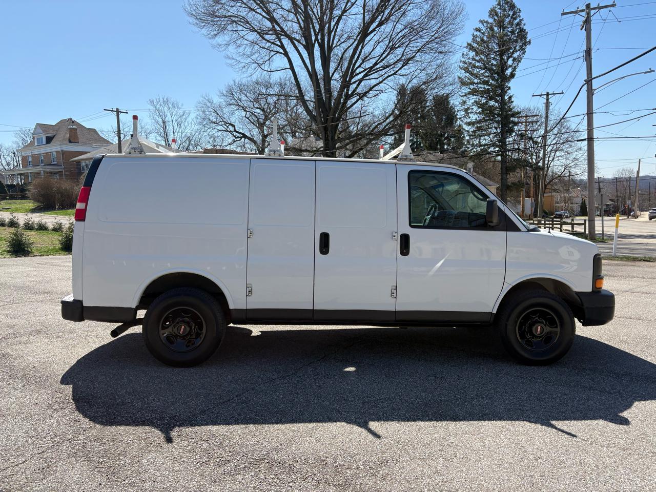 GMC Savana G2500 Cargo 2014