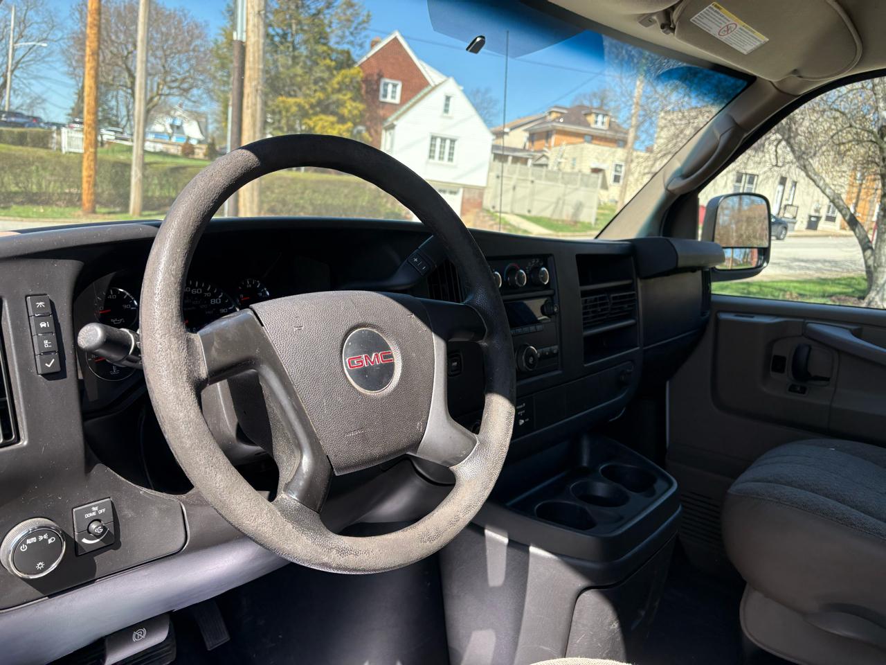 GMC Savana G2500 Cargo 2014