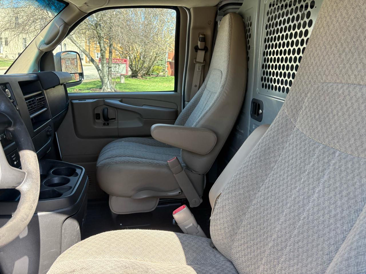 GMC Savana G2500 Cargo 2014