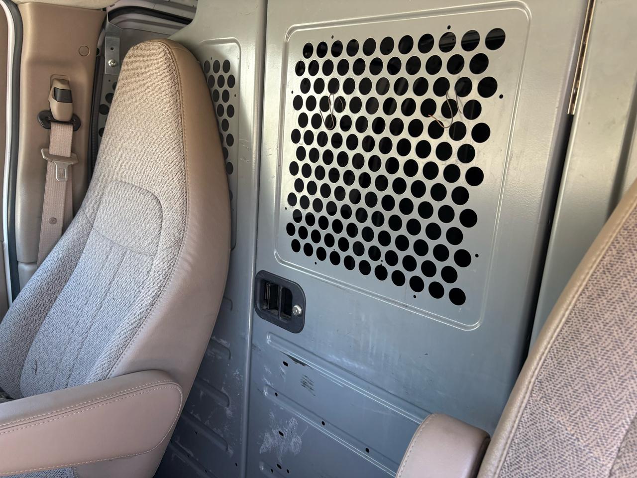 GMC Savana G2500 Cargo 2014