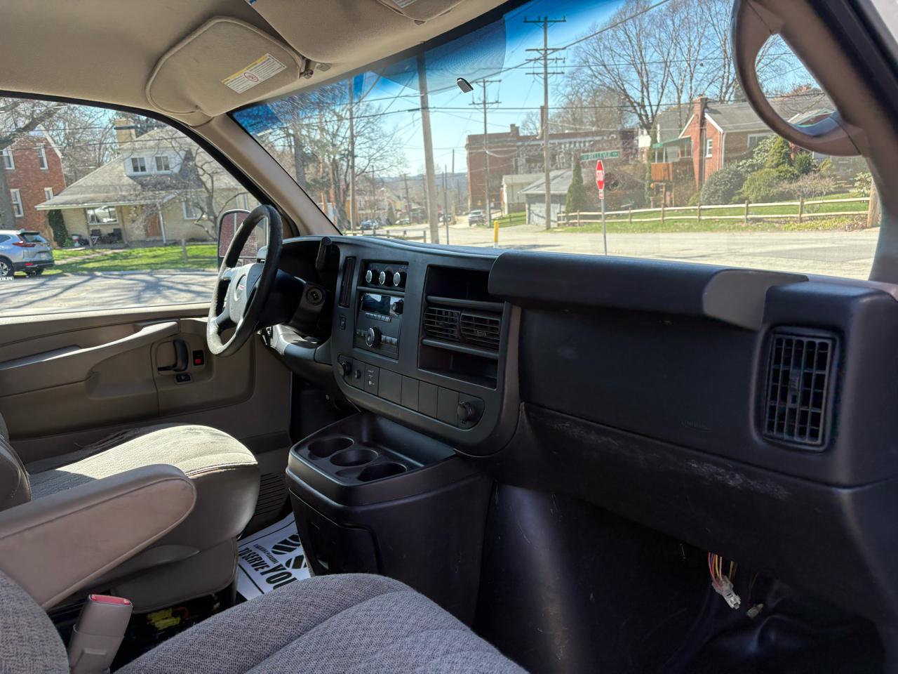 GMC Savana G2500 Cargo 2014