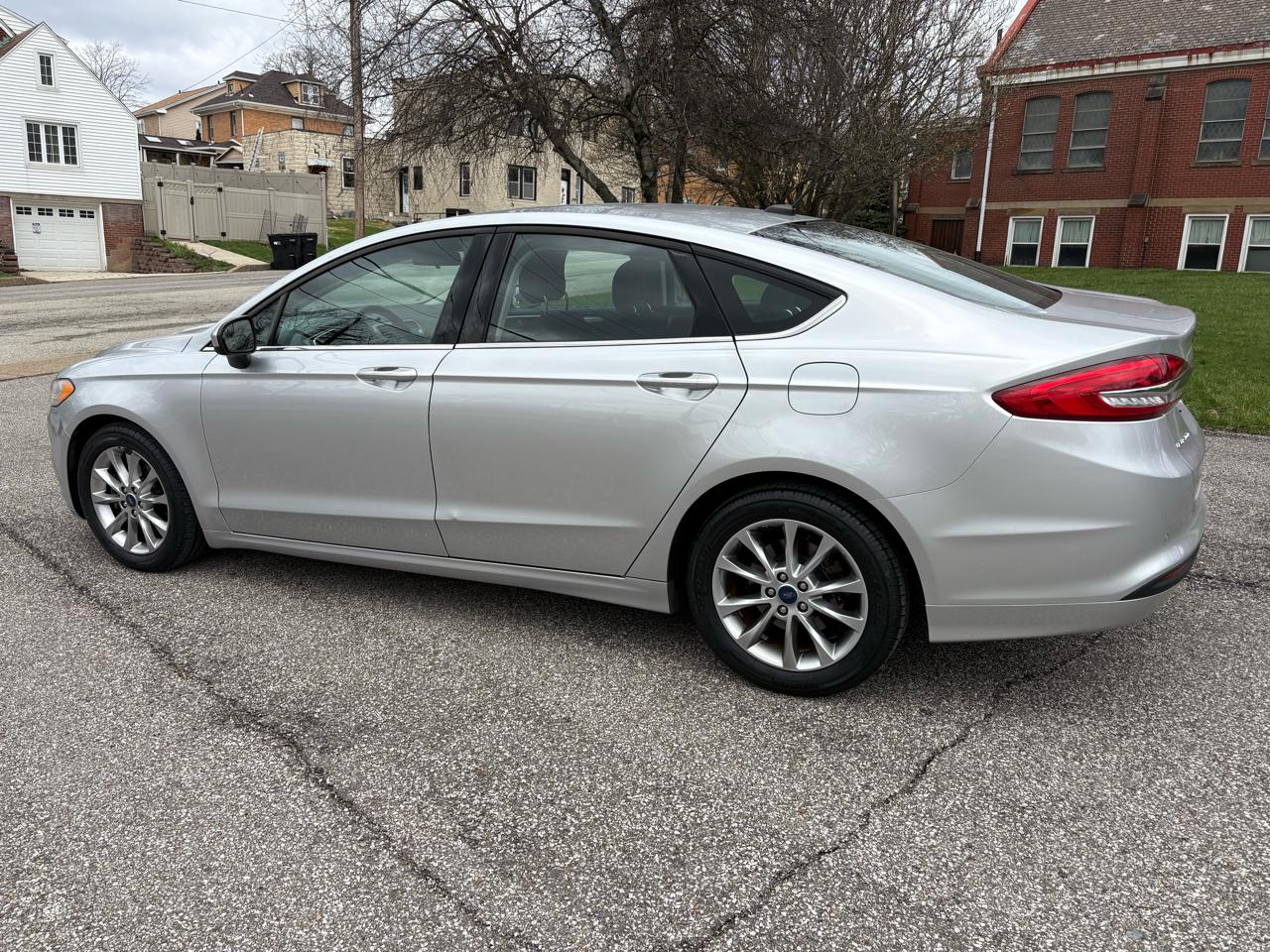 Ford Fusion SE 2017