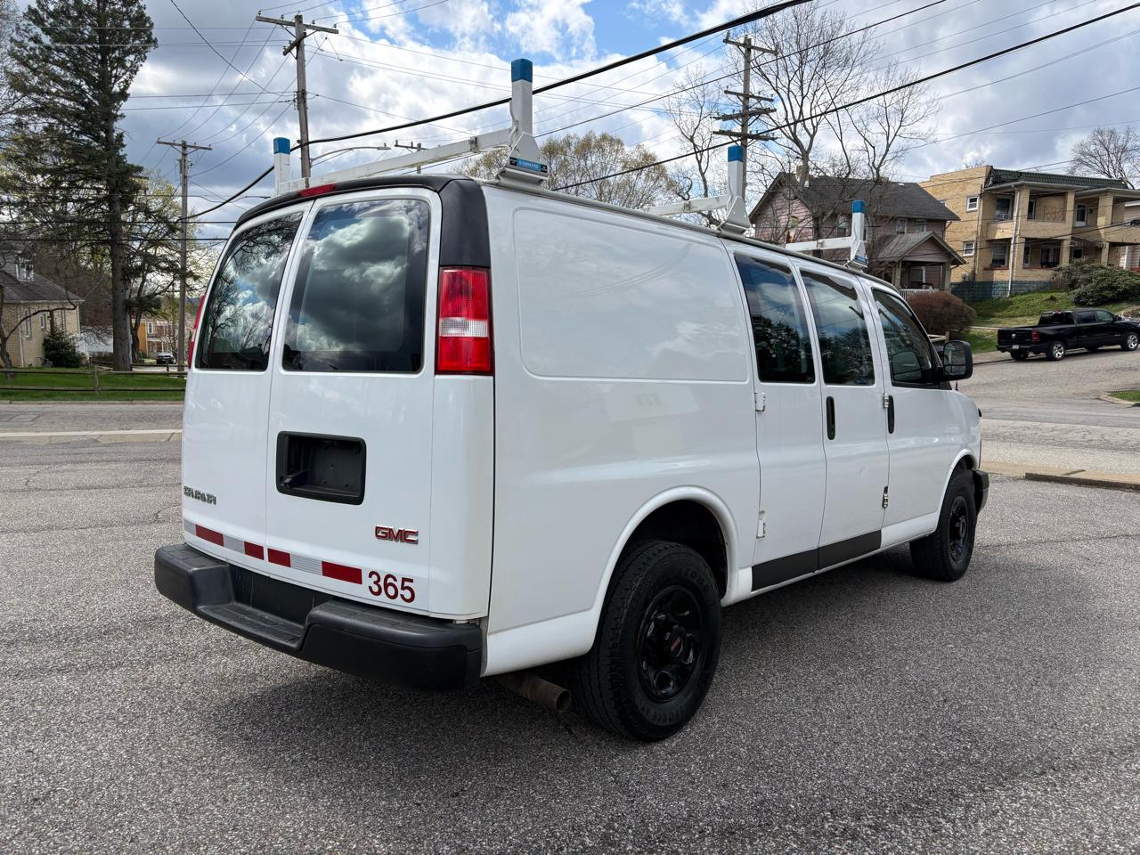GMC Savana G2500 Cargo 2018