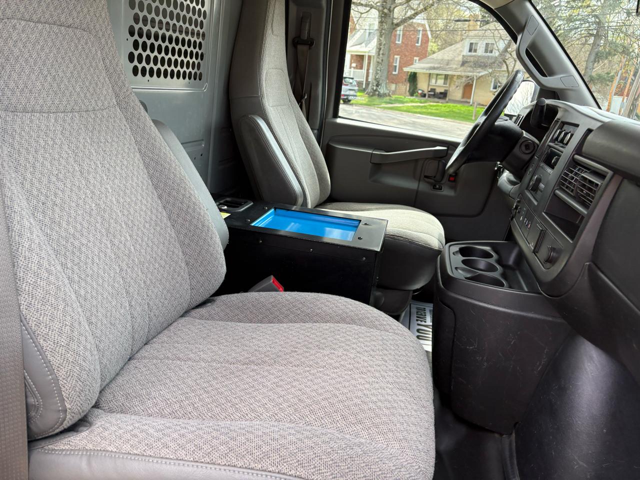 GMC Savana G2500 Cargo 2018