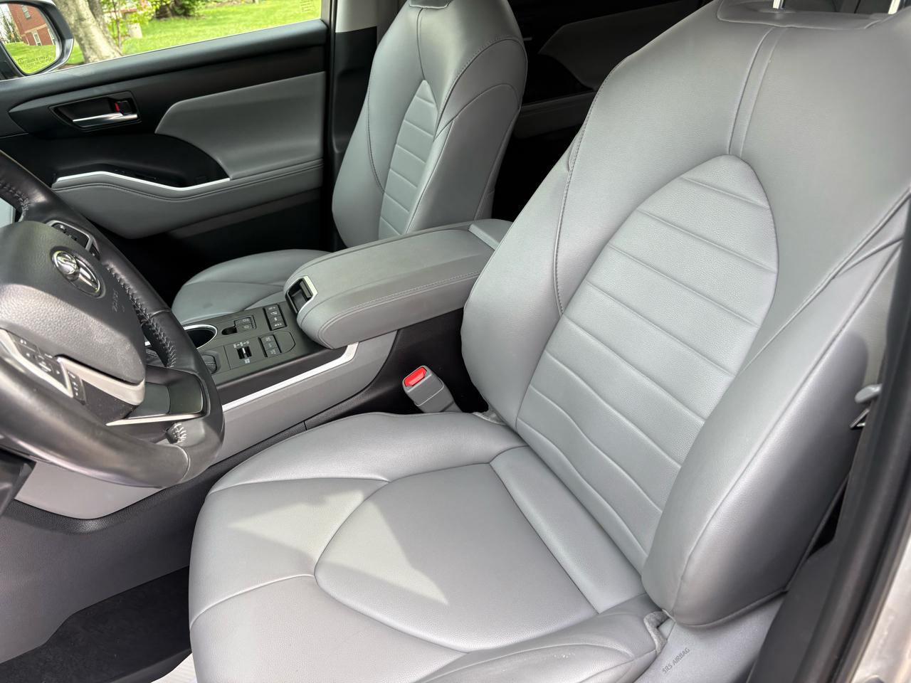 Toyota Highlander XLE Nav AWD V6 2022