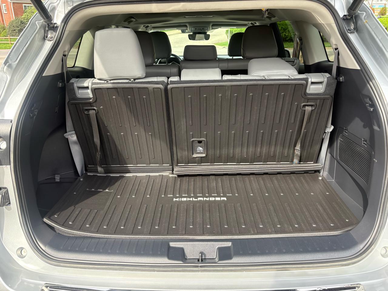 Toyota Highlander XLE Nav AWD V6 2022