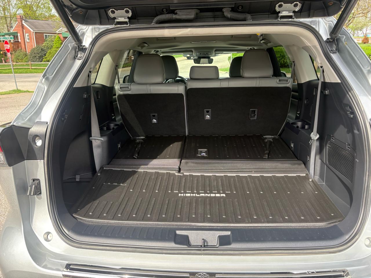 Toyota Highlander XLE Nav AWD V6 2022