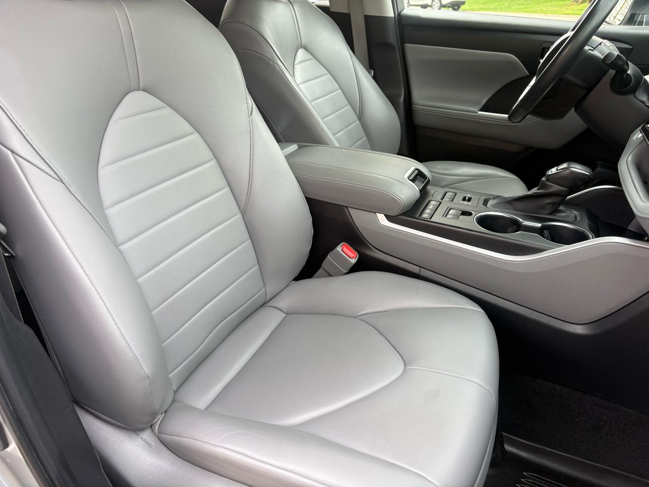 Toyota Highlander XLE Nav AWD V6 2022