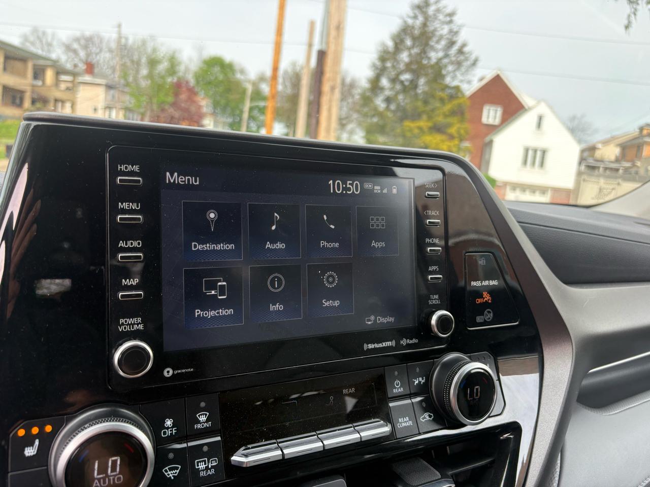 Toyota Highlander XLE Nav AWD V6 2022