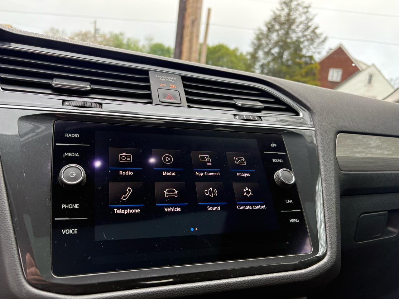 Volkswagen Tiguan SE 4Motion AWD 2019