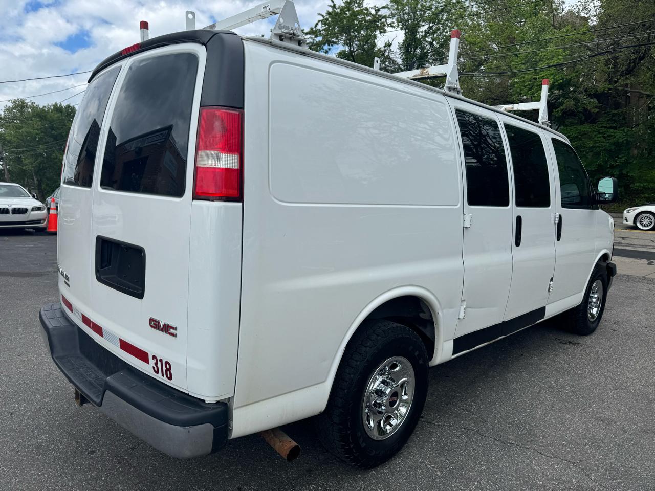 GMC Savana G2500 Cargo 2016