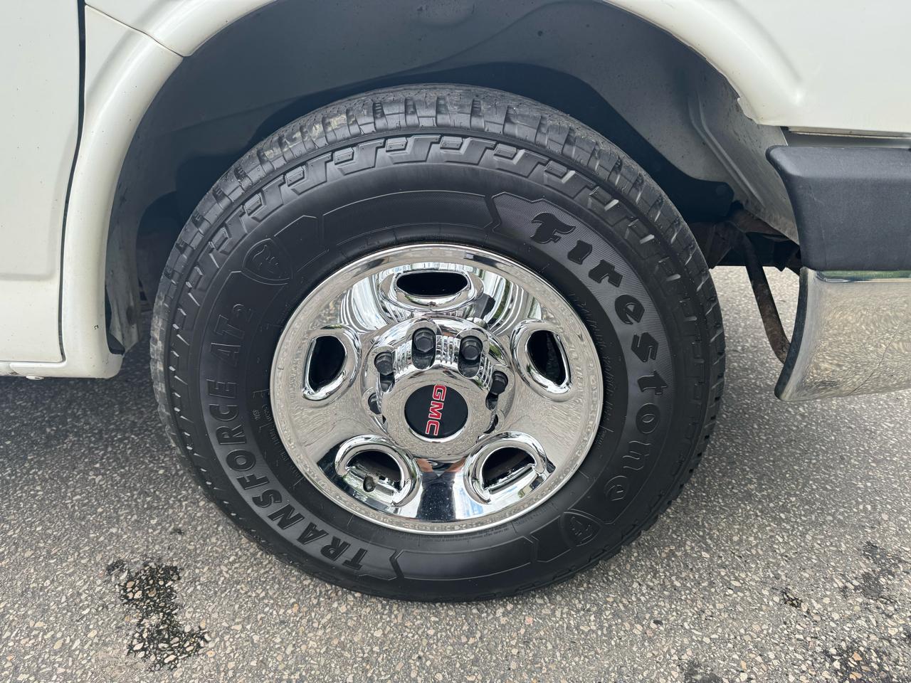 GMC Savana G2500 Cargo 2016