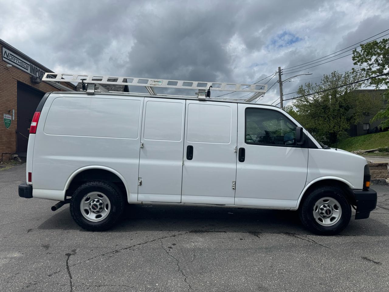 GMC Savana G2500 Cargo 2018