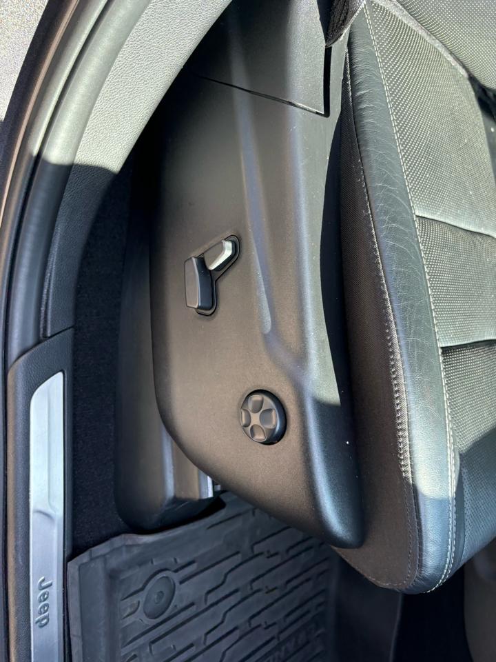 Jeep Grand Cherokee Limited 4WD 2021