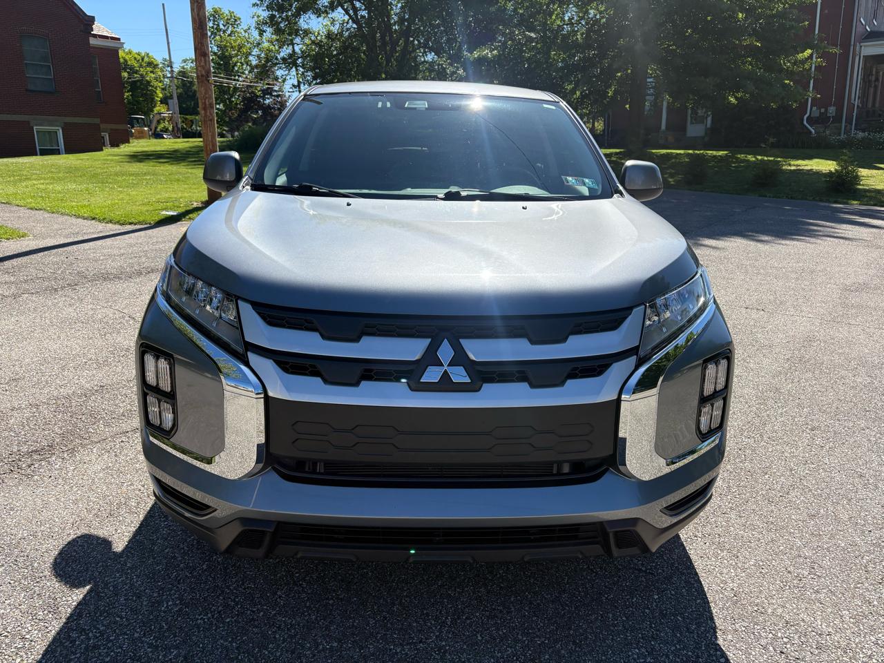 Mitsubishi Outlander Sport 2.0 ES 4WD 2024