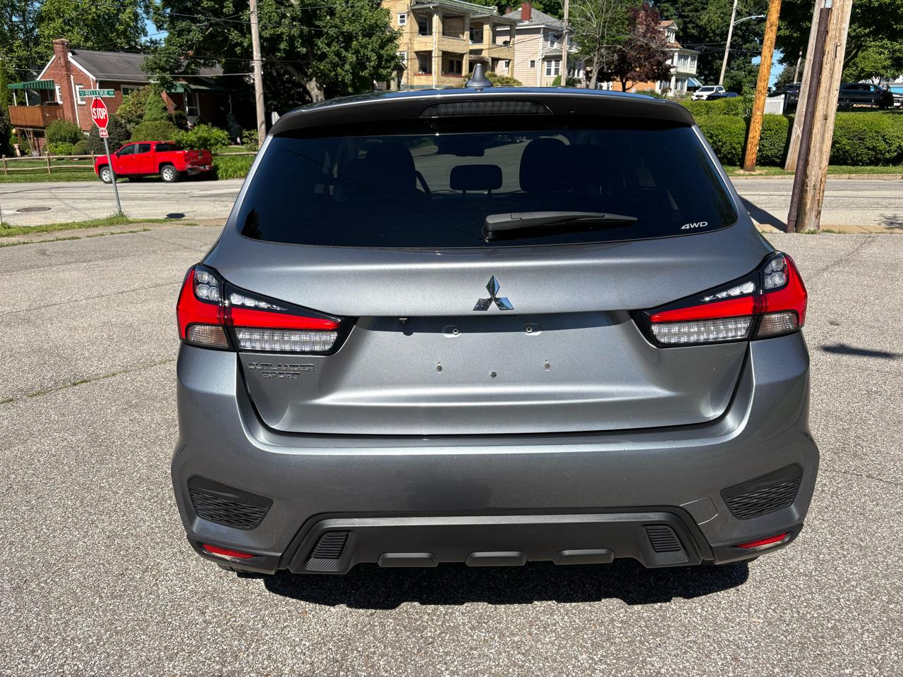 Mitsubishi Outlander Sport 2.0 ES 4WD 2024