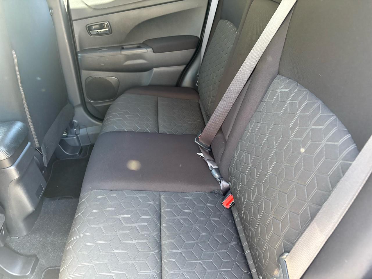 Mitsubishi Outlander Sport 2.0 ES 4WD 2024